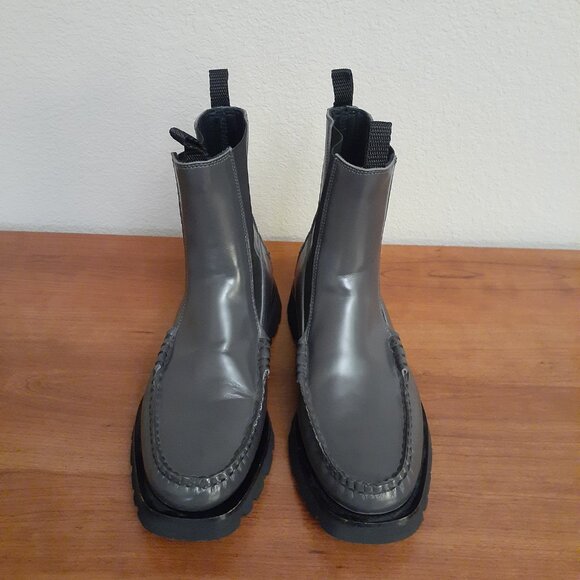 Hereu Low-calf Chelsea Boot main image 6